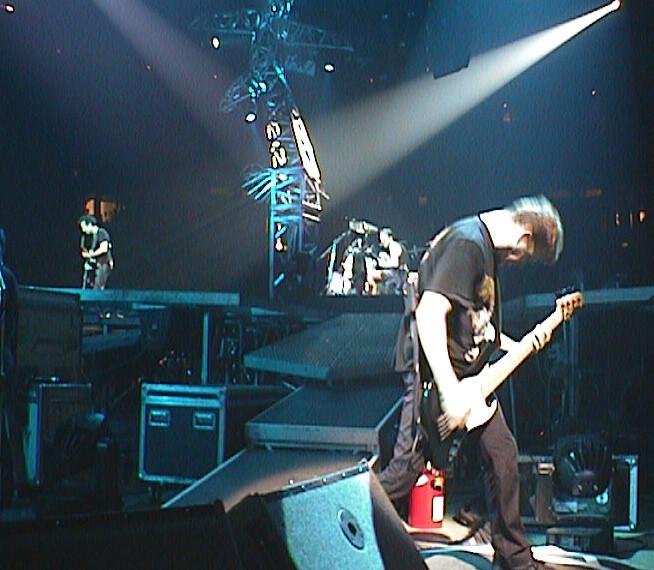 Photo gallery from the gig in East Rutherford, NJ shot on April 1, 1997